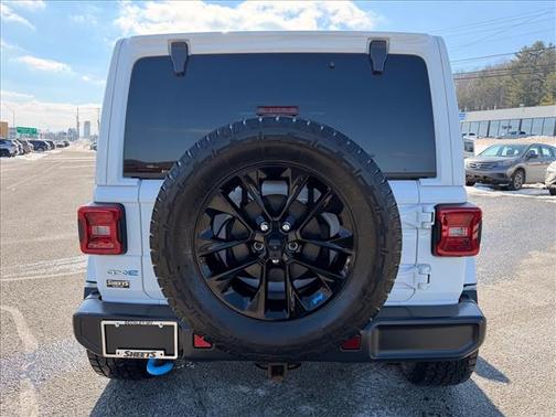 2023 Jeep Wrangler Sahara 4x4