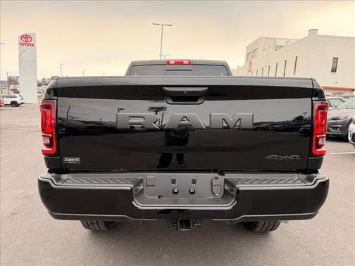 2026 RAM 2500 TRADESMAN 4X4 CREW CAB 6