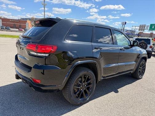 2020 Jeep Grand Cherokee Altitude