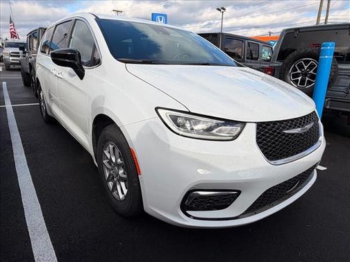 2026 Chrysler Pacifica L