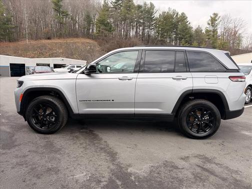 Silver Zynith Pse 2026 Jeep Grand Cherokee Altitude