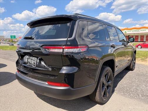 Diamond Black Crystal P/C 2026 Jeep Grand Cherokee L Limited