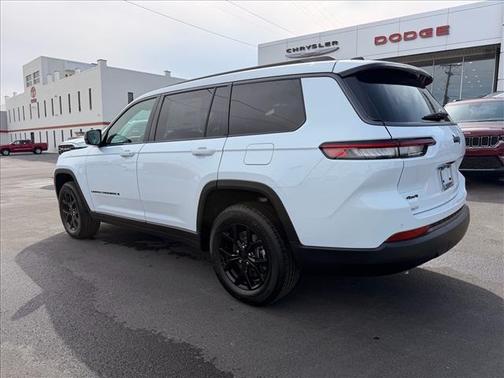 2026 Jeep Grand Cherokee L Laredo