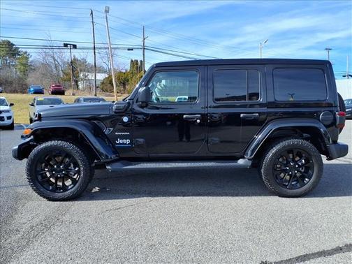 2023 Jeep Wrangler Sahara 4x4