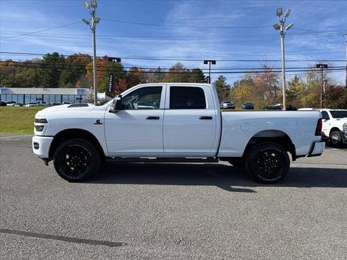 2026 RAM 2500 TRADESMAN 4X4 CREW CAB 6