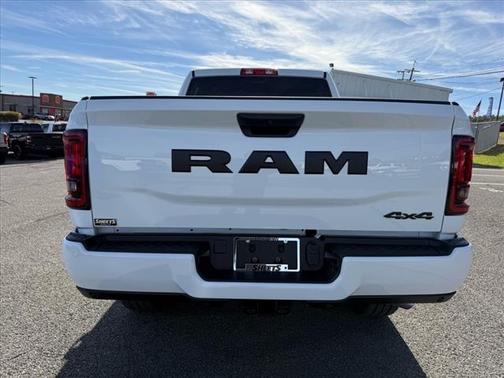 2026 RAM 2500 TRADESMAN 4X4 CREW CAB 6