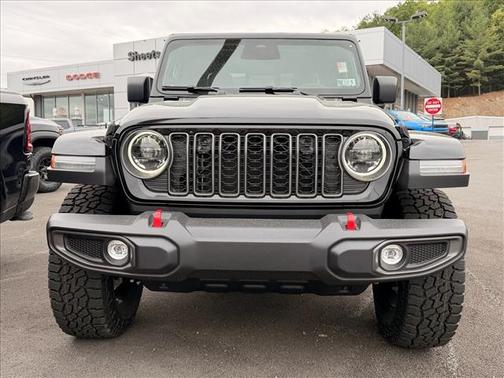 Black Clear Coat 2026 Jeep Gladiator Rubicon