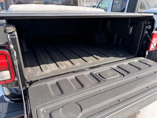 2022 Jeep Gladiator ALTITUDE 4X4