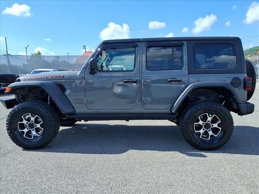 Gray 2022 Jeep Wrangler Unlimited Rubicon
