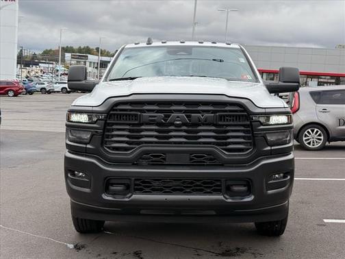 2026 RAM 2500 TRADESMAN 4X4 CREW CAB 6