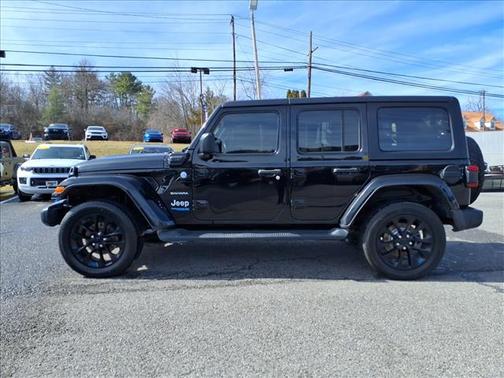 2022 Jeep Wrangler Unlimited Sahara