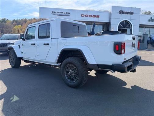 Bright White Clear Coat Pw7 2026 Jeep Gladiator Sport S