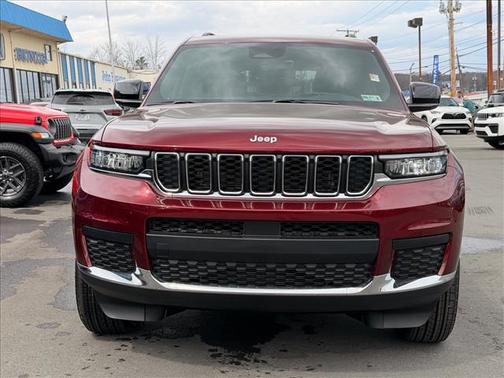 Velvet Red Pearl Coat 2026 Jeep Grand Cherokee L Laredo