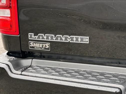 2022 RAM 2500 Laramie Crew Cab 4x4 6'4' Box