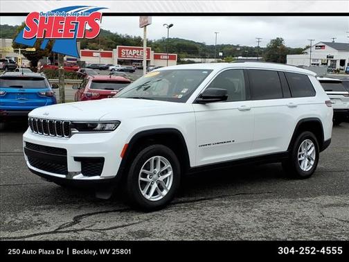 2022 Jeep Grand Cherokee L Laredo