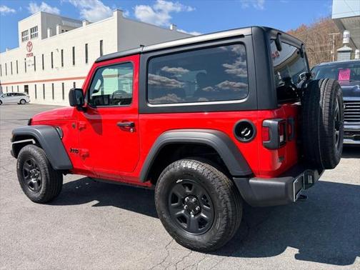 2025 Jeep Wrangler Sport