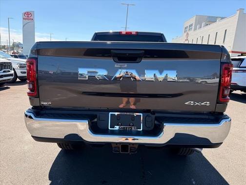 2026 RAM 2500 TRADESMAN 4X4 CREW CAB 6