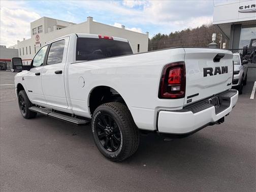 2026 RAM 2500 BIG HORN 4X4 CREW CAB 64