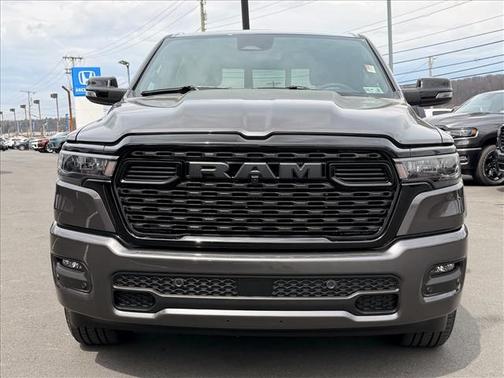 Granite Crystal Met. Clea 2026 RAM 1500 Big Horn/Lone Star