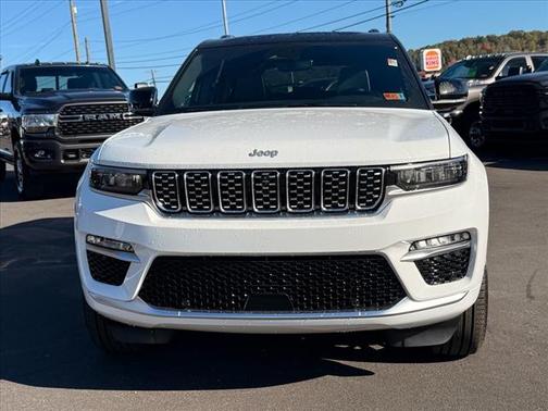 2025 Jeep Grand Cherokee Summit