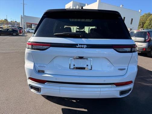 2025 Jeep Grand Cherokee Summit