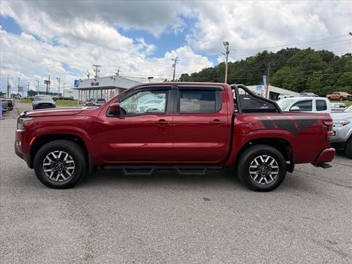 2023 Nissan Frontier SV