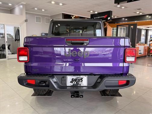 2026 Jeep Gladiator Sport