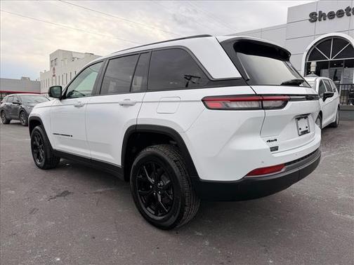 2026 Jeep Grand Cherokee Altitude