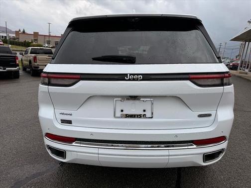 2022 Jeep Grand Cherokee Overland