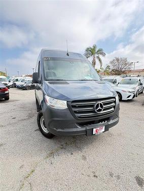 2019 Mercedes-Benz Sprinter 2500 High Roof
