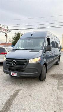 2019 Mercedes-Benz Sprinter 2500 HIGH ROOF LOW MILE