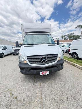 Arctic White 2016 Mercedes-Benz Sprinter 3500 W/HYDRULIC LIFT GATE 1-OWNER