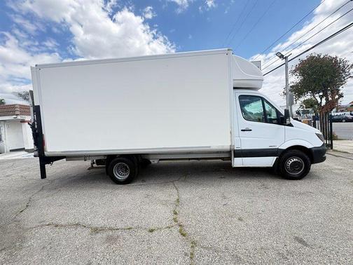 Arctic White 2016 Mercedes-Benz Sprinter 3500 W/HYDRULIC LIFT GATE 1-OWNER