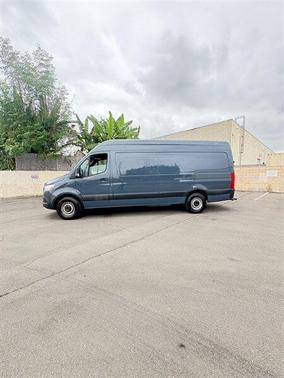 2019 Mercedes-Benz Sprinter 2500 High Roof