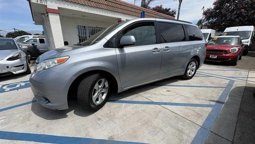 Predawn Gray Mica 2016 Toyota Sienna LE