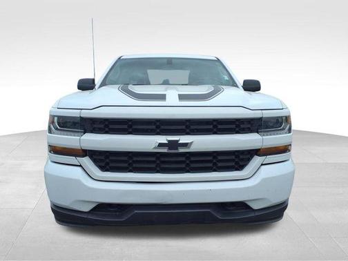 2017 Chevrolet Silverado 1500 Custom