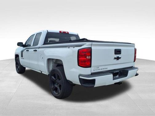 2017 Chevrolet Silverado 1500 Custom