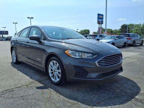 2019 Ford Fusion Hybrid SE