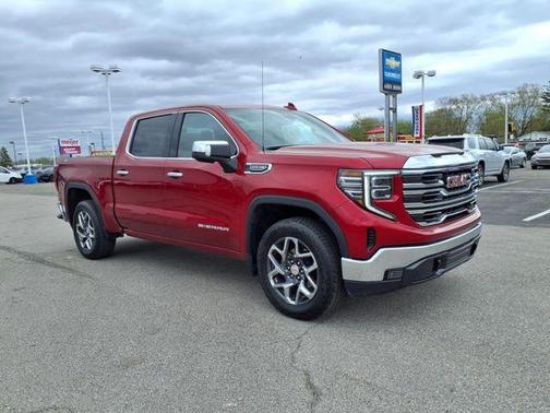 2024 GMC Sierra 1500 SLT