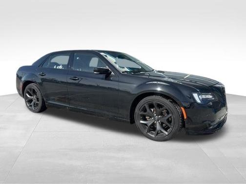 2022 Chrysler 300 S