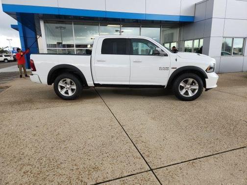 2015 RAM 1500 Sport