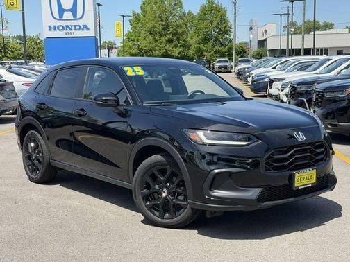 Crystal Black Pearl 2025 Honda HR-V Sport