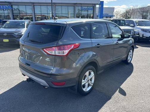Magnetic 2016 Ford Escape SE