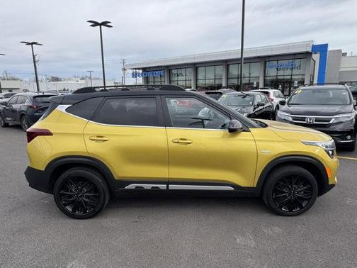 2023 Kia Seltos Nightfall