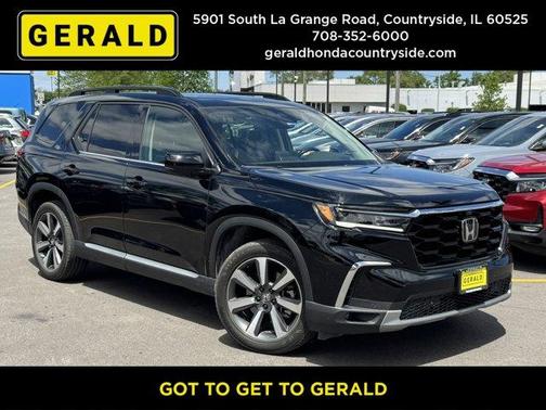 Black 2024 Honda Pilot Elite