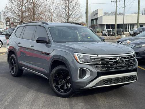 2025 Volkswagen Atlas 2.0T Peak Edition