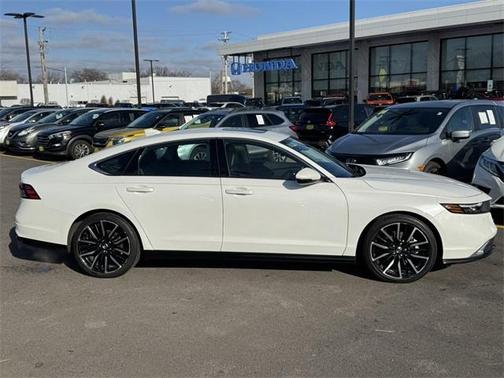 2023 Honda Accord Hybrid Touring