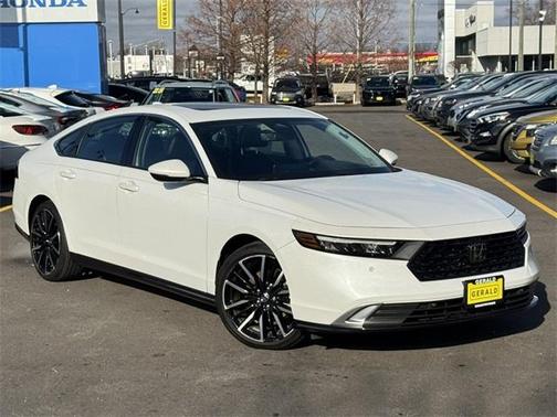 2023 Honda Accord Hybrid Touring