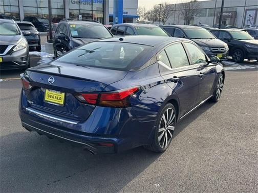 2020 Nissan Altima 2.5 SR