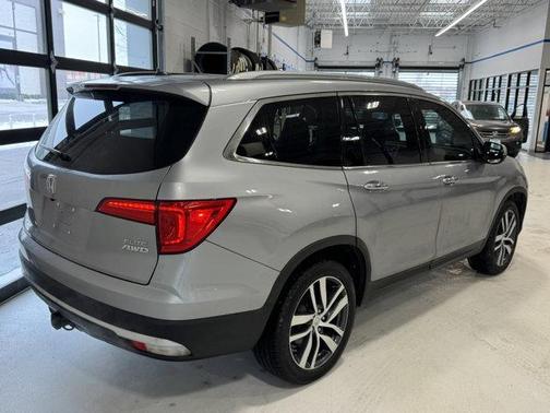 2017 Honda Pilot Elite